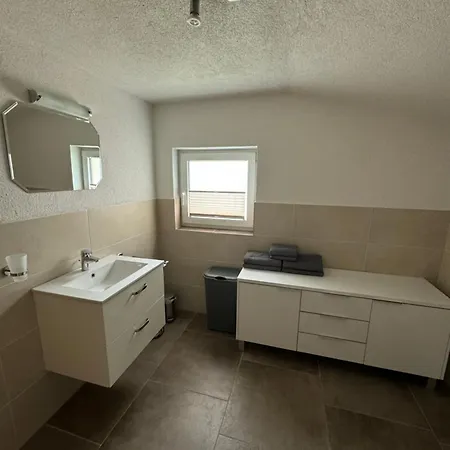 Raich Apartment Wenns